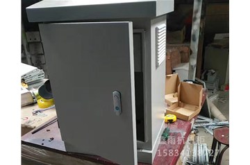 太原網(wǎng)絡(luò)機柜如何保養(yǎng)？需要注意什么？鑫雨杭電器  